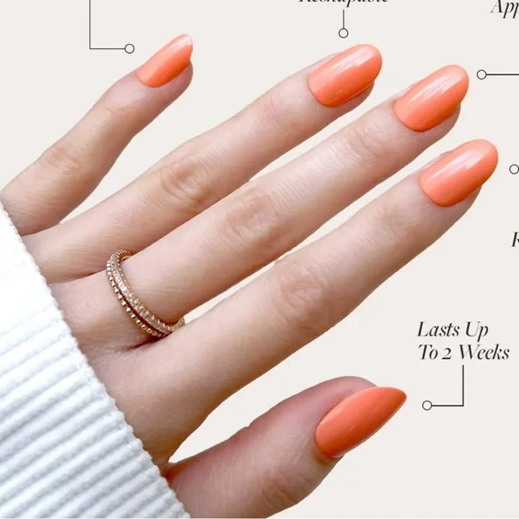 NEW! Glamnetic Apricot Short Round Nail - Picture 2 of 3